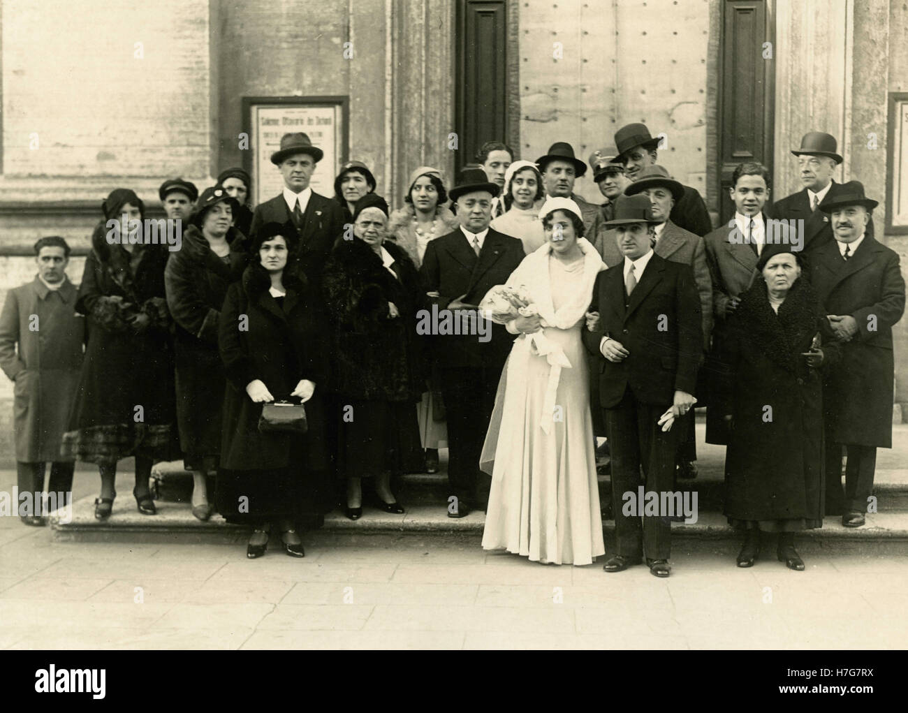 Foto di matrimonio con i parenti, Italia Foto Stock