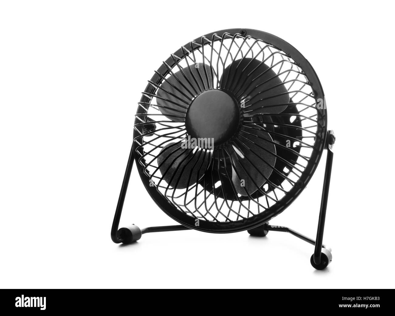 Metallo nero USB ventilatore elettrico isolato su sfondo bianco Foto Stock