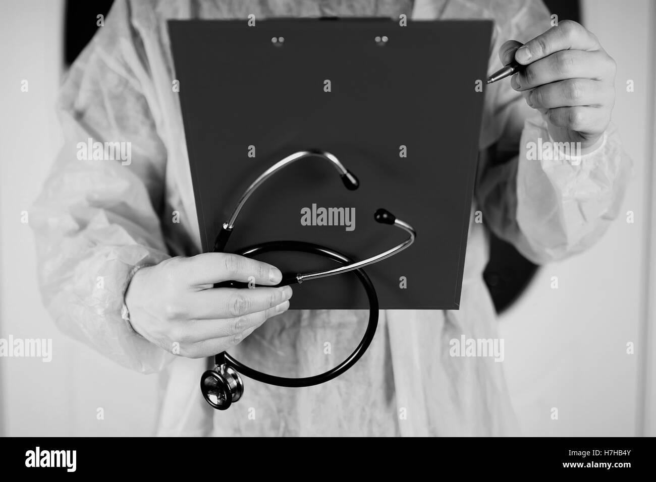 Stetoscopio medico file in bianco e nero Foto Stock