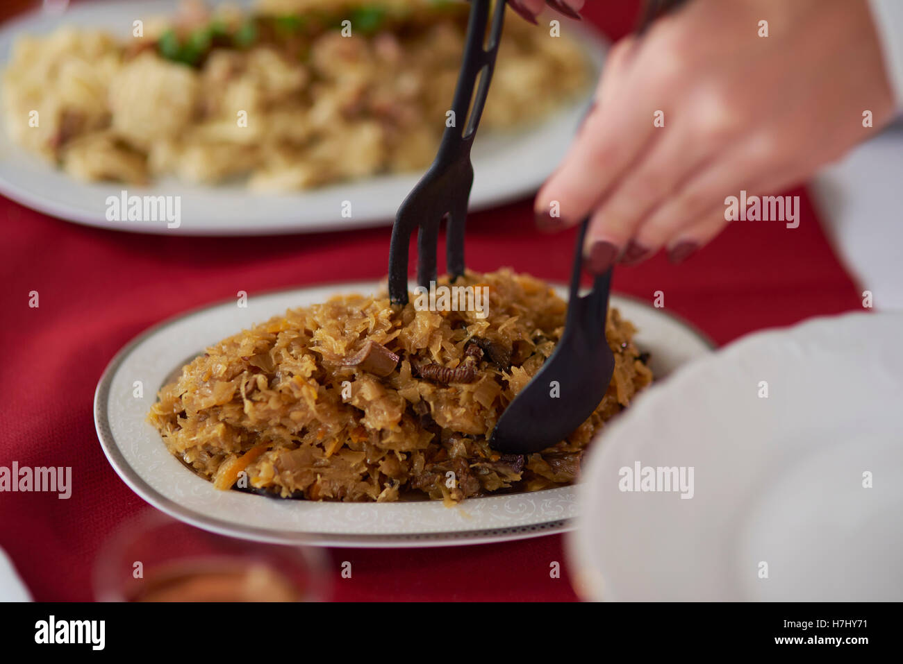 Cavolo cotto con funghi polacco Foto Stock