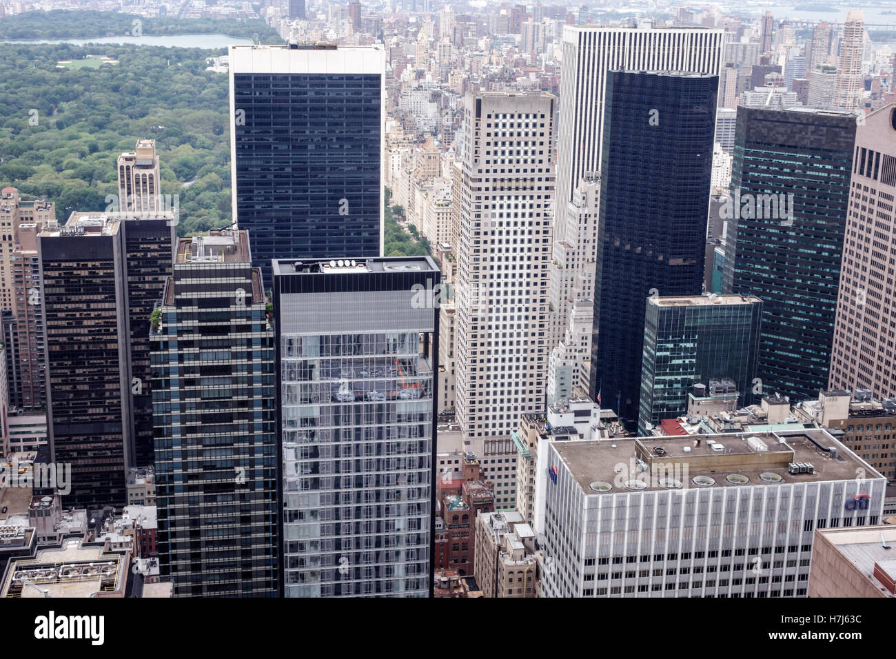 New York City,NY NYC Manhattan,Midtown,30 Rockefeller Center,GE building,Top of the Rock,piattaforma di osservazione,skyline,grattacieli,vista nord,NY160719139 Foto Stock