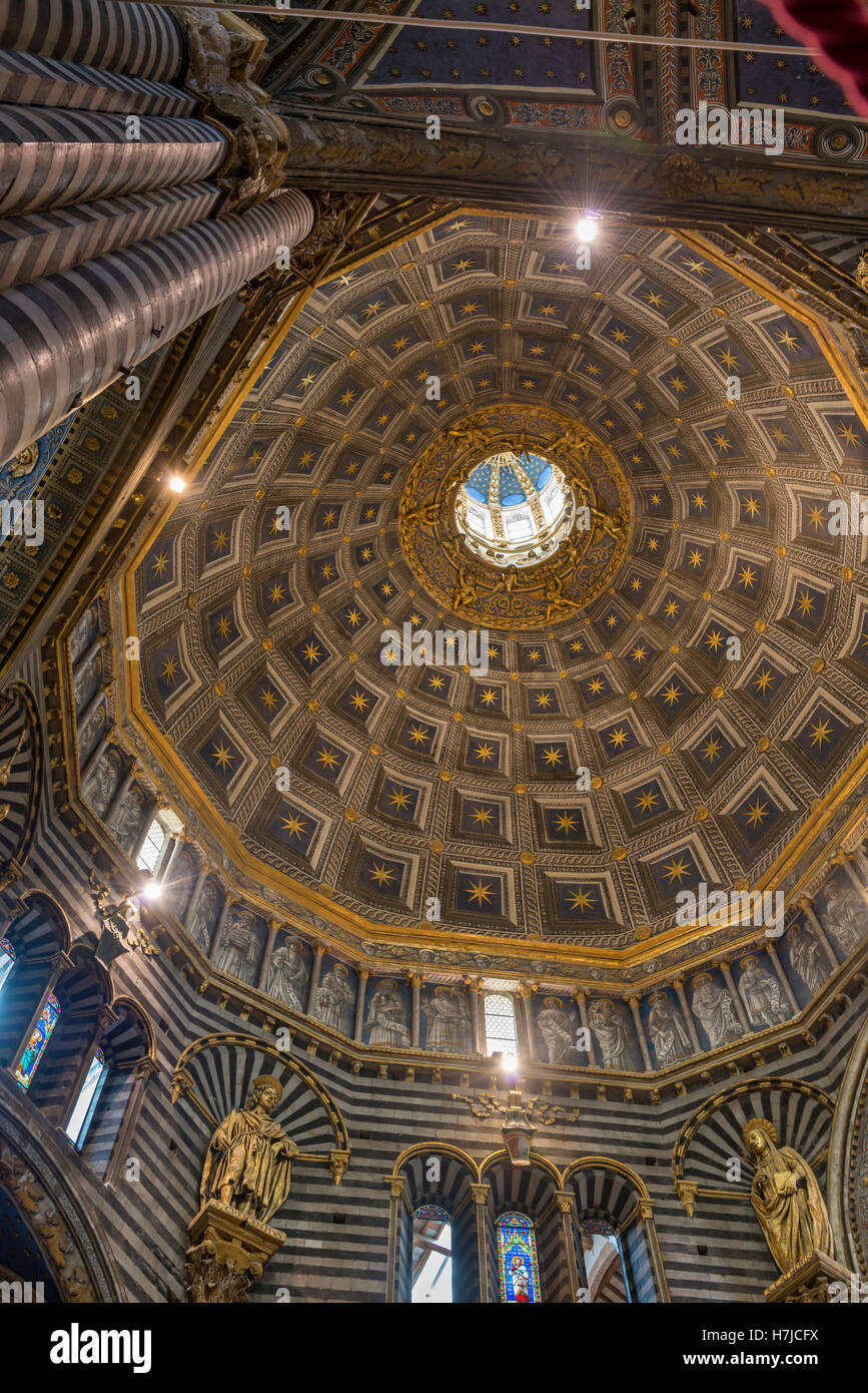 La cupola del Duomo di Siena, Toscana, Italia Foto Stock