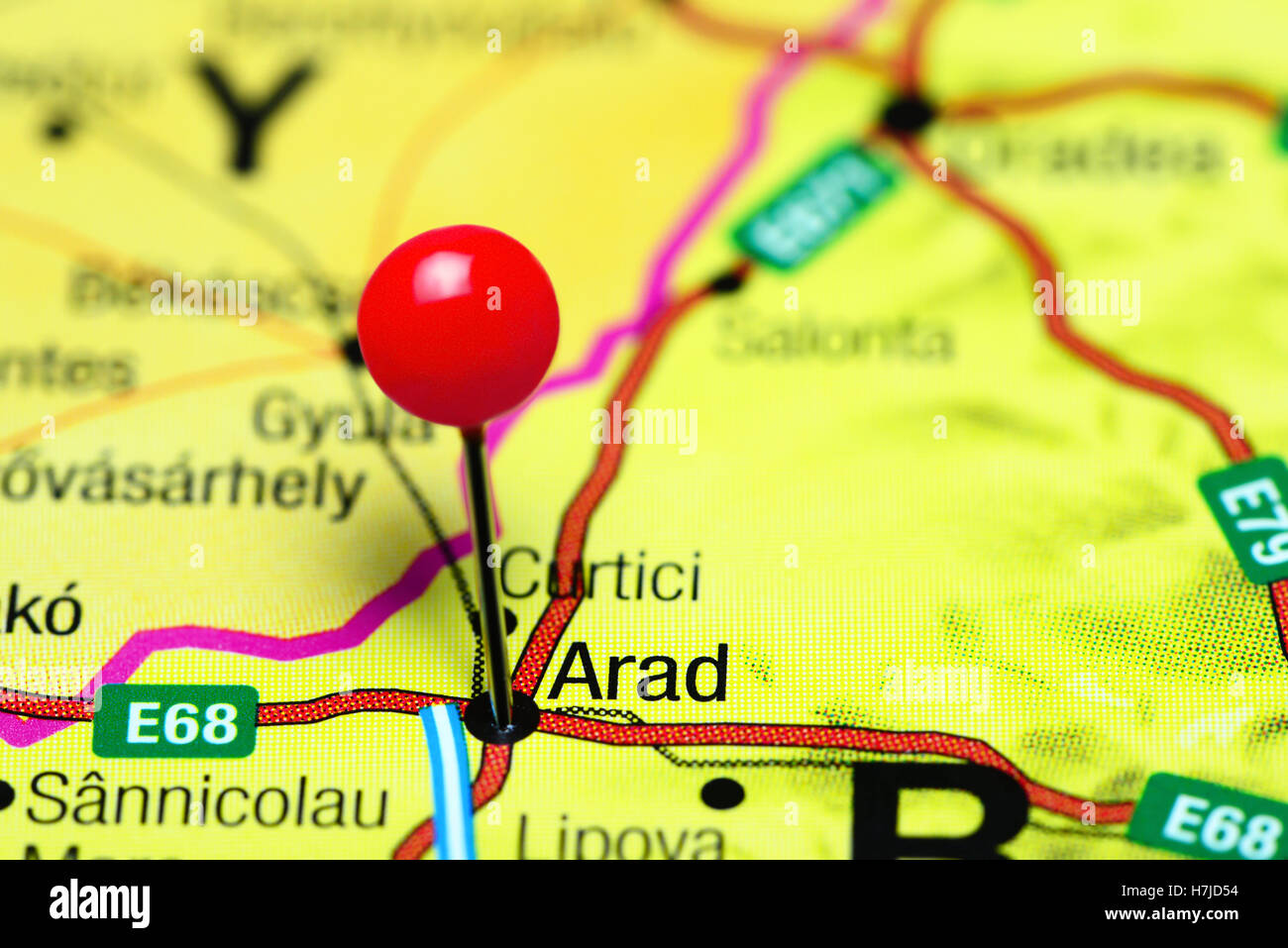 Arad imperniata su una mappa della Romania Foto Stock