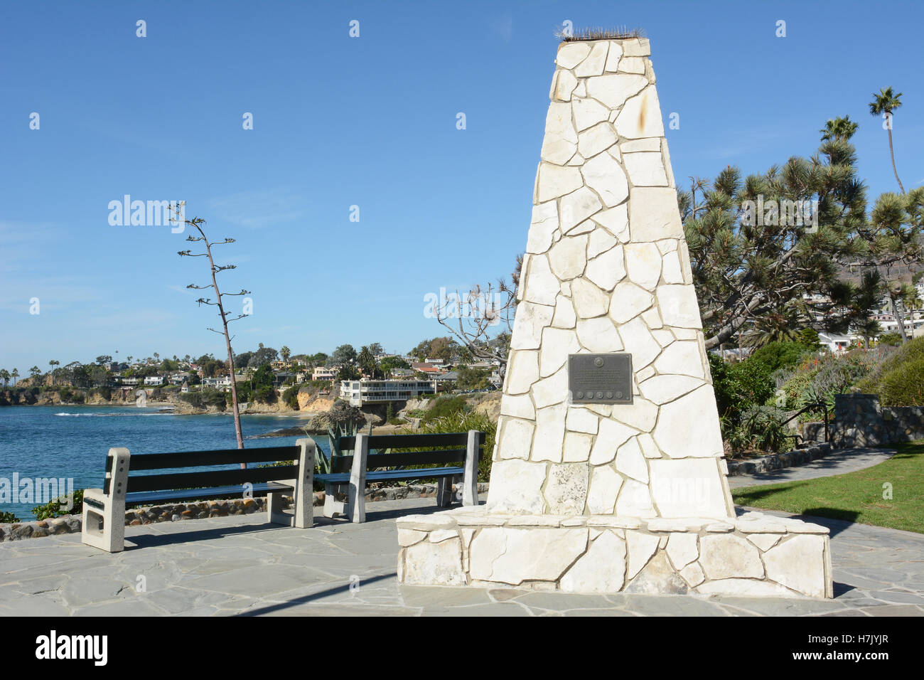 Memoriale di guerra in Heisler Park, Laguna Beach in California. Il Memorial al punto di ricreazione si affaccia sull'Oceano Pacifico. Foto Stock
