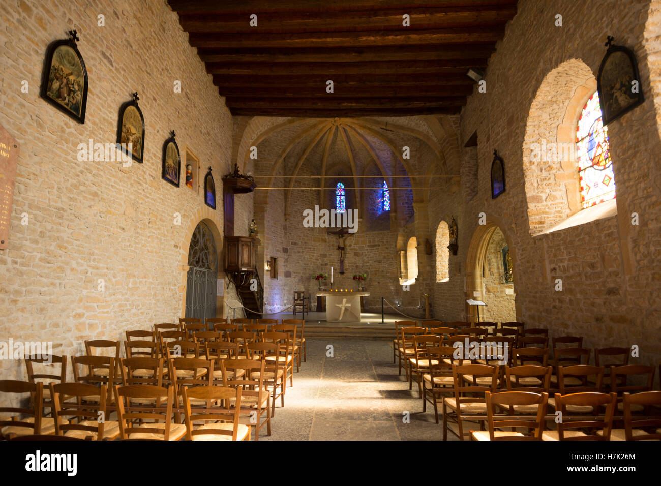 Chiesa di Oingt etichettato i villaggi più belli di Francia, dipartimento Rhône, Auvergne Rhone Alpes ,Francia, Foto Stock