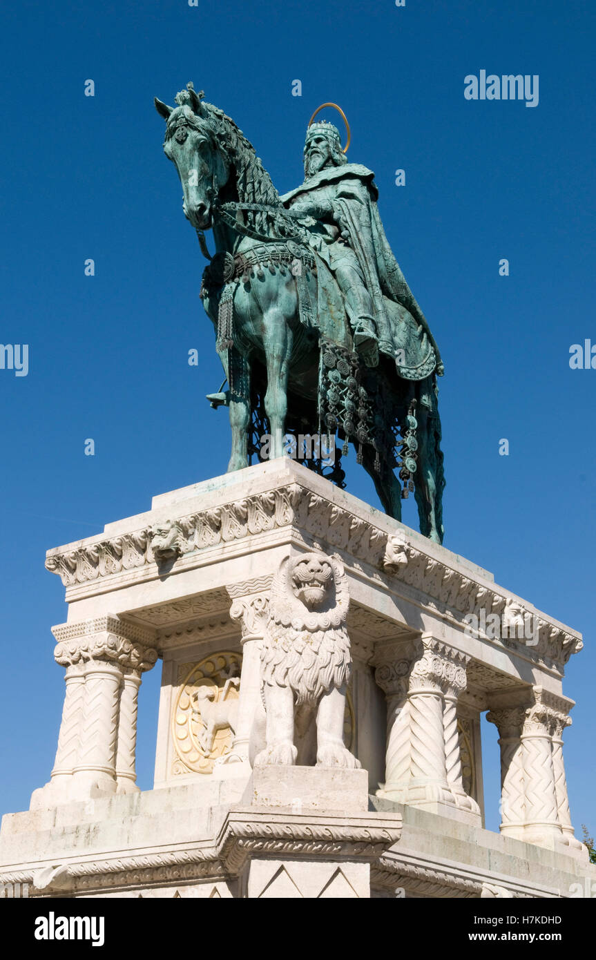 Statua equestre e il monumento del Re Santo Stefano I., Budapest, Ungheria, Europa Foto Stock