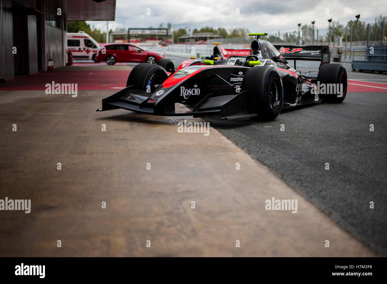 Barcellona, Spagna. 6 Novembre, 2016. La Formula V8 3.5 vettura della RP Motorsport team guidato da Jack Aitken, in azione durante la International GT Open sul circuito di Catalunya. Credito: Pablo Guillen/Alamy Live News Foto Stock