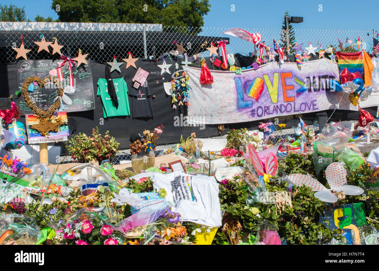 Orlando in Florida Pulse night club di tiro tragedia memorial al bar gay con atti terroristici su Giugno 12, 2016 Foto Stock