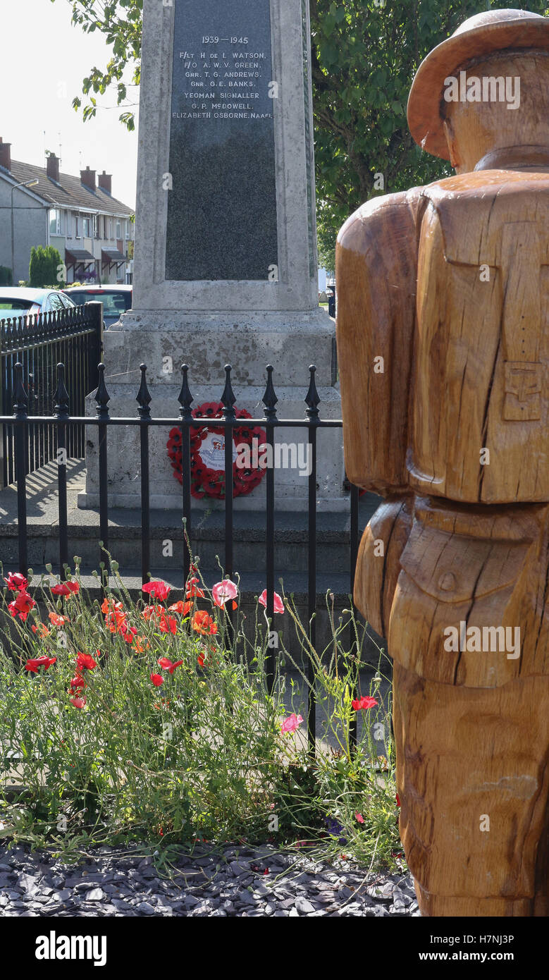 Il Memoriale di guerra in Dollingstown, nella contea di Armagh nell'Irlanda del Nord. Solo uso editoriale. Foto Stock