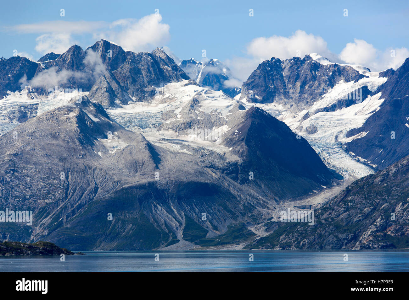 La gamma della montagna nel parco nazionale di Glacier Bay (Alaska). Foto Stock