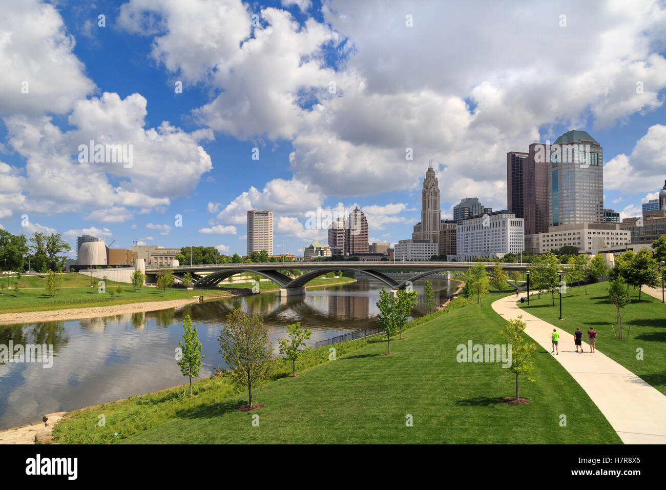 Miglio Scioto Park e sullo skyline, centro di Columbus, Ohio, Stati Uniti d'America Foto Stock