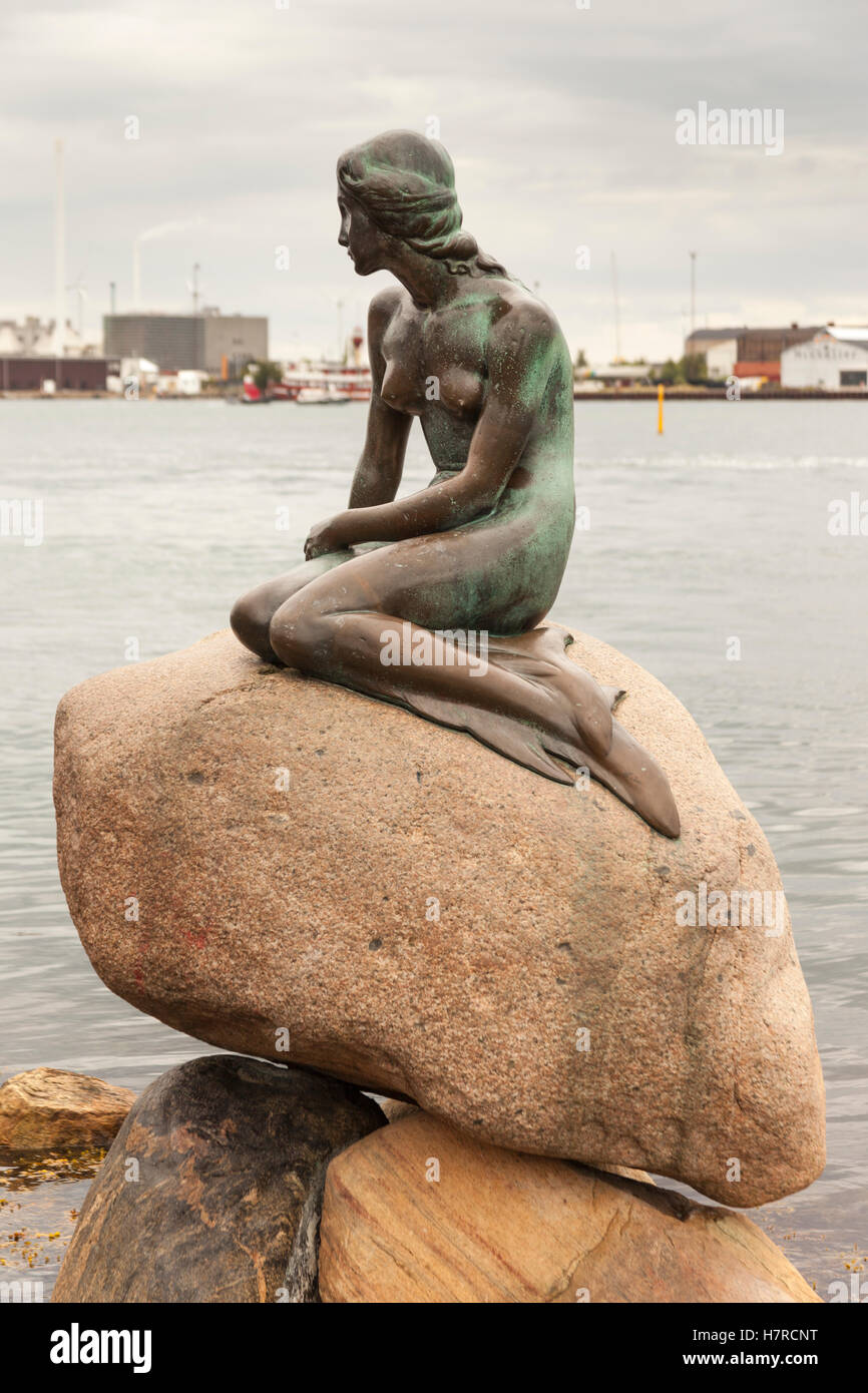 La statua della Sirenetta, Langelinie, Copenhagen, Danimarca Foto Stock