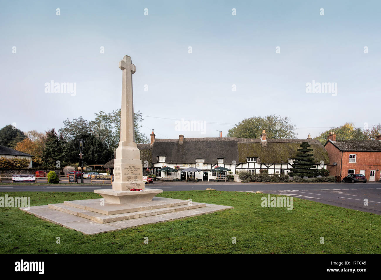 La Prima Guerra Mondiale Memorial, Kings Somborne, Hampshire, Inghilterra, Regno Unito Foto Stock