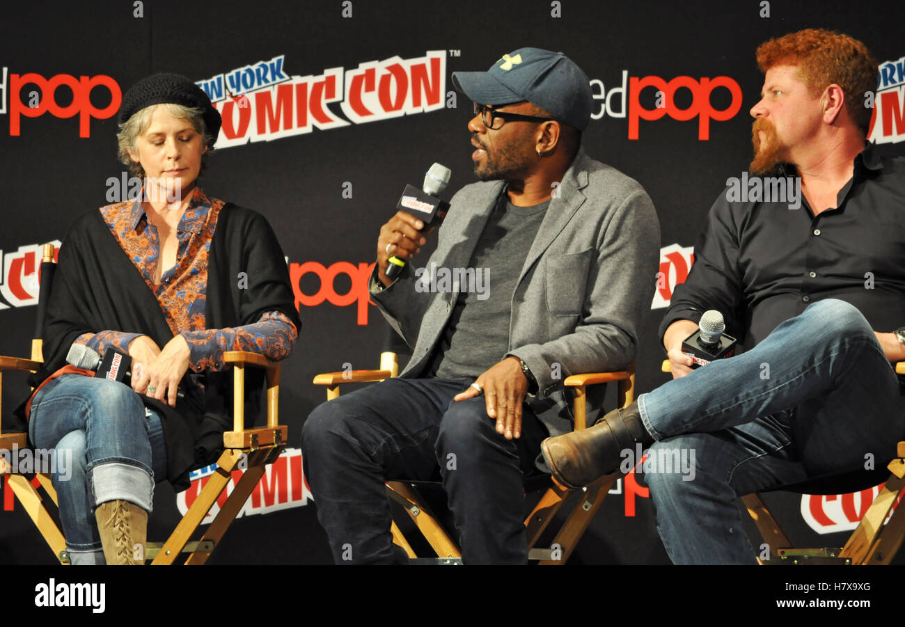 New York, NY. 8 ottobre 2016. Melissa McBride, Lennie James, Michael Cudlitz. NYCC Walking Dead pannello. © Veronica Bruno/Alamy Foto Stock