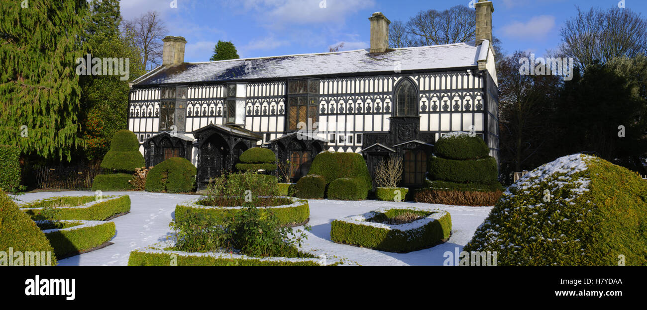Plas Newydd in Winter, Llangollen, Galles del Nord, Foto Stock