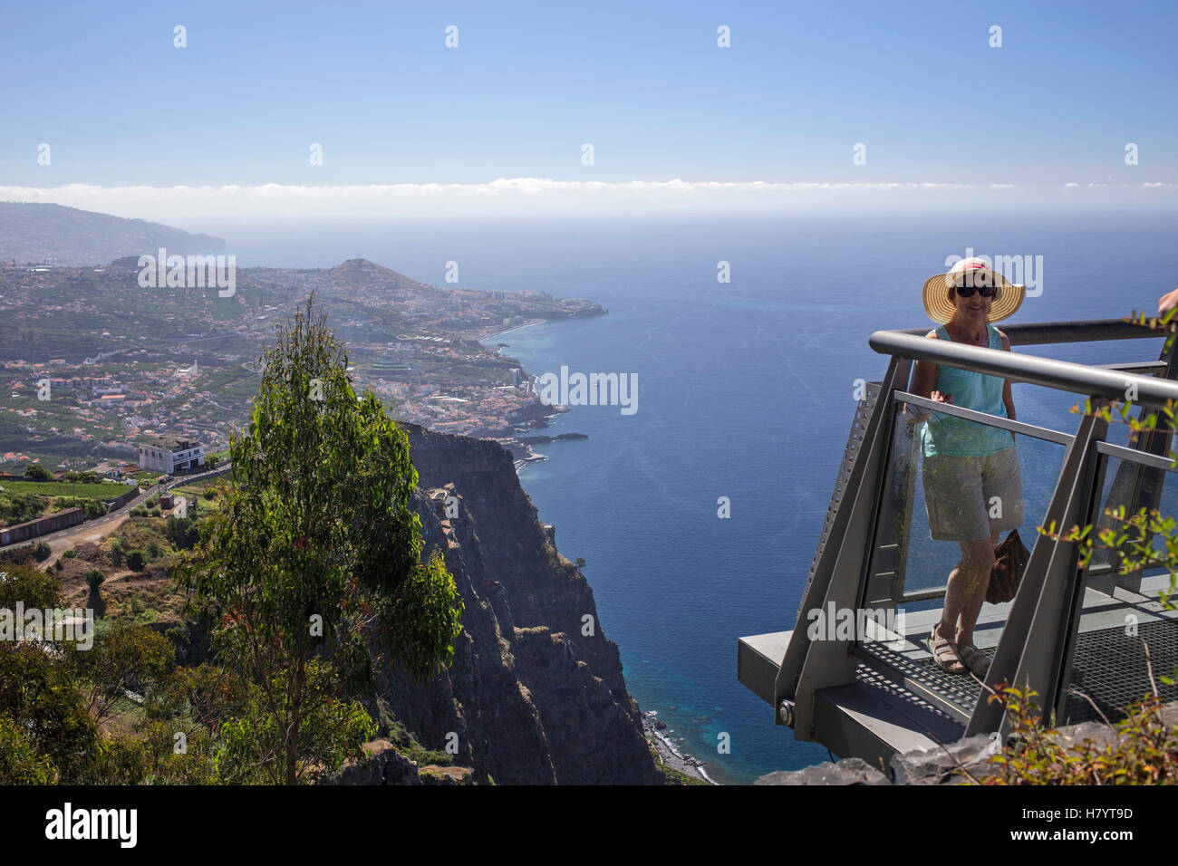 Cabaña Girao, Camara de Lobos, Madeira, Portogallo, piattaforma di osservazione a Madera i livelli più elevati di scogliera sul mare Foto Stock