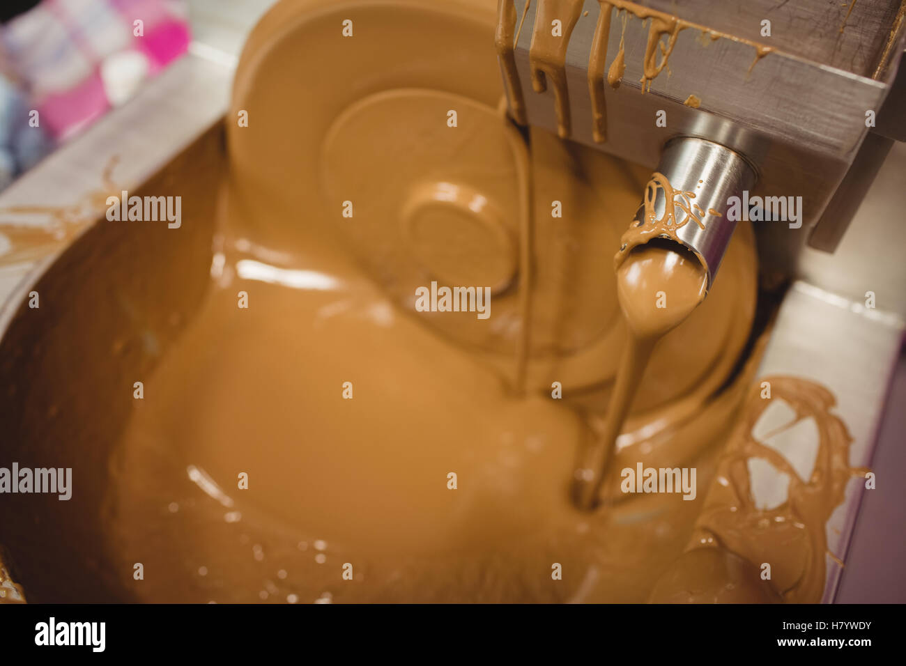 Lavorazione del cioccolato immagini e fotografie stock ad alta risoluzione  - Alamy