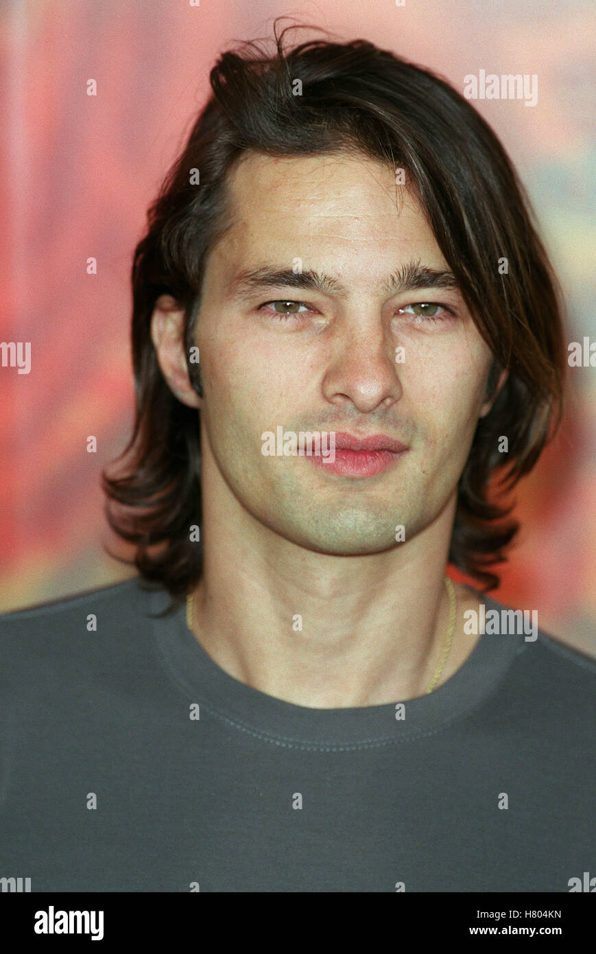 olivier-martinez-prima-notte-cade-photocall-film-festival-venezia-italia-04-settembre-2000-h804kn.jpg