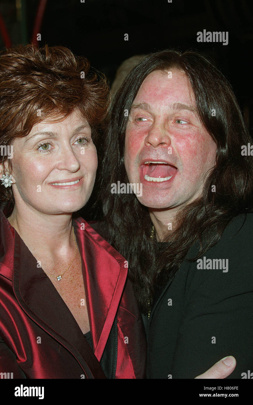 OZZY OSBOURNE & SHARON ARDEN 'Little Nicky' LA PREMIER HOLLYWOOD LA USA 11 Novembre 2000 Foto Stock