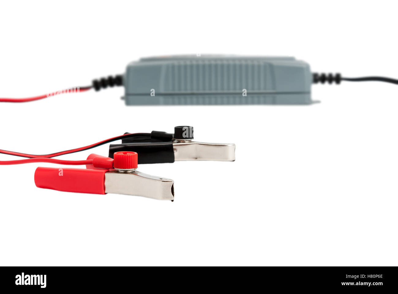 Alimentatore caricabatterie USB da auto 12v 5volts 500mA, uso in  accendisigari o con terminali cavi per attacco auto