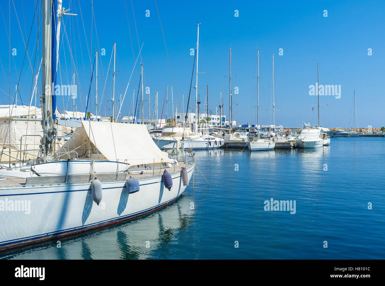 Lo yacht viaggio è il più romantico per trascorrere il tempo sul Mediterraneo resort, Monastir, Tunisia. Foto Stock