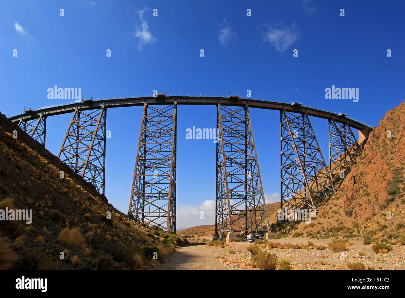 La Polvorilla viadotto, Tren a Las Nubes, a nord-ovest di Argentina Foto Stock