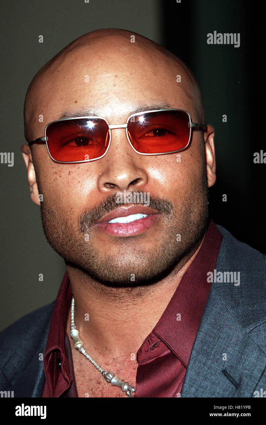 MATHEW ST PATRICK MAKE UP & PARRUCCHIERE AWARDS BEVERLY HILTON BEVERLY HILLS LA USA 17 febbraio 2002 Foto Stock