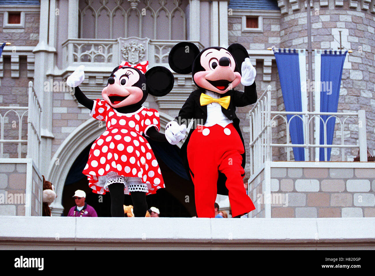 Topolino e MINNIE MOUSE MAGIC KINGDOM ORLANDO 01 Aprile 2002 Foto Stock