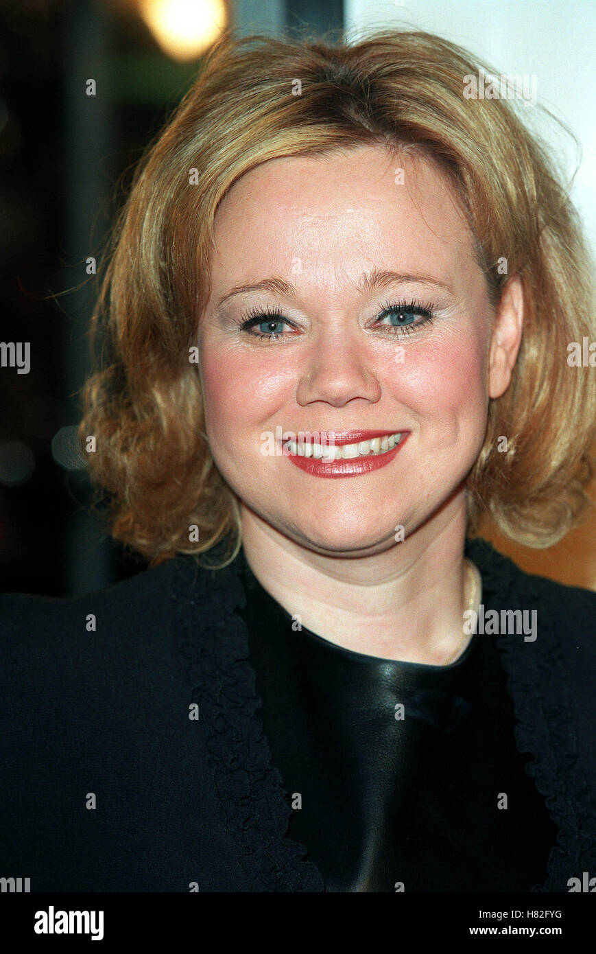 CAROLINE RHEA il messicano PREMIERE LOS ANGELES WESTWOOD LA USA 23 febbraio 2001 Foto Stock