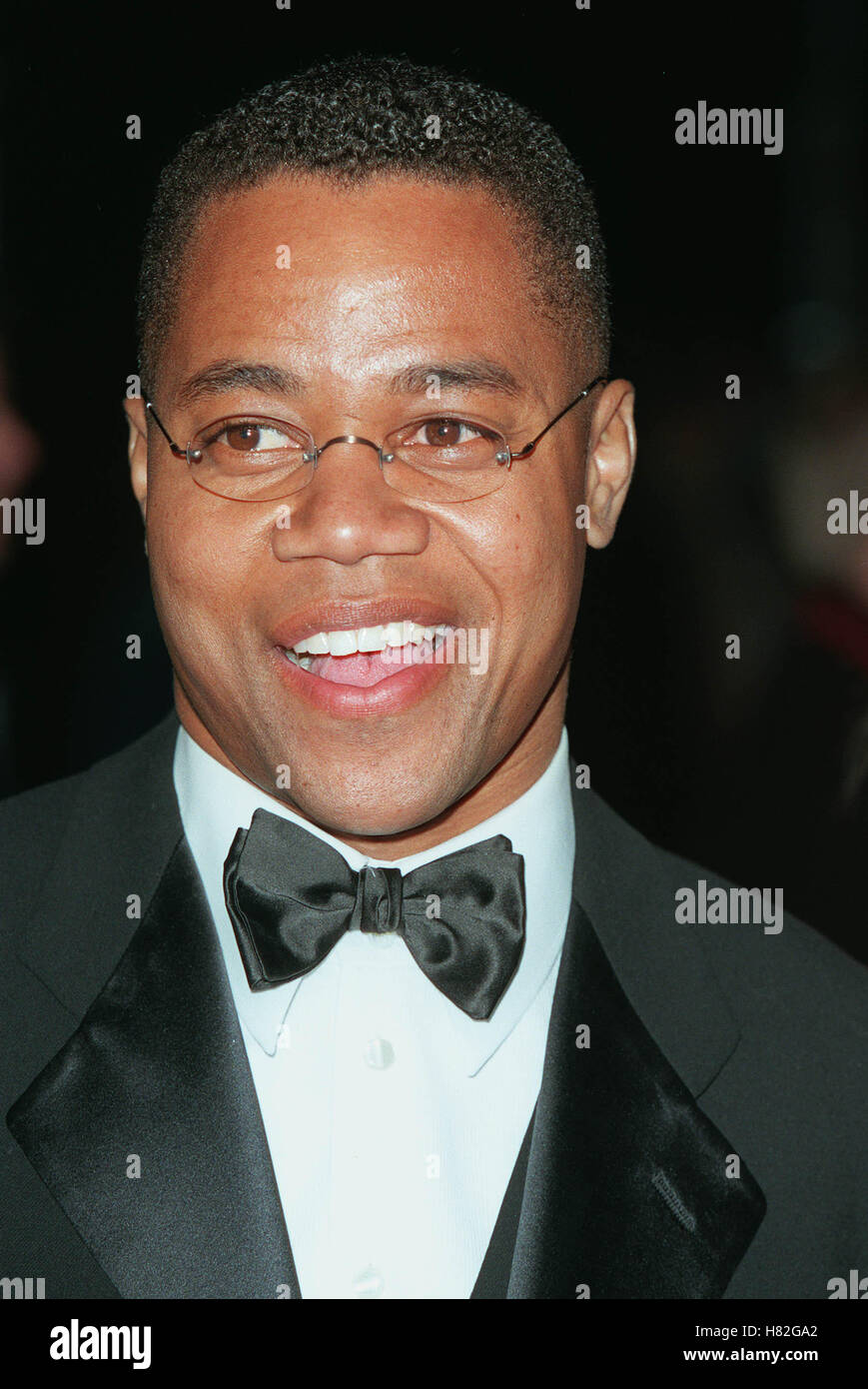 CUBA Gooding Jnr 32ND NAACP IMAGE AWARDS ARRIVI ANFITEATRO UNIVERSALE UNIVERSAL CITY LOS ANGELES STATI UNITI D'AMERICA 03 Marzo 2001 Foto Stock