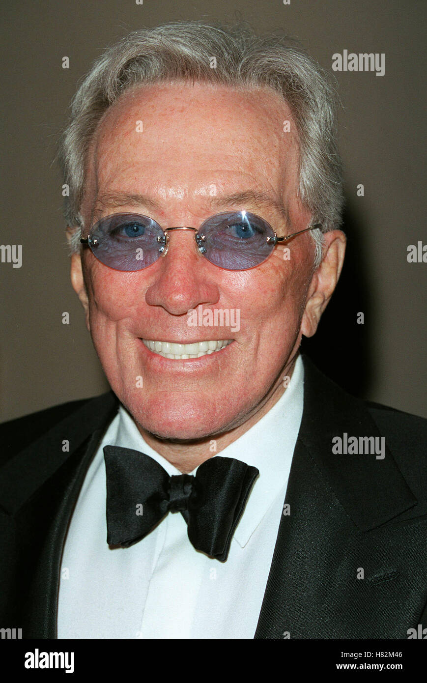 ANDY WILLIAMS. 10TH ELLA AWARD BEVERLY HILLS LA USA 25 Aprile 2001 Foto Stock