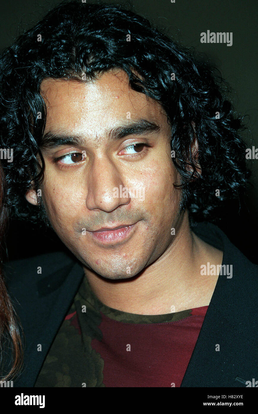 NAVEEN ANDREWS 'LANTANA FILM PREMIER LA LA USA 06 Novembre 2001 Foto Stock