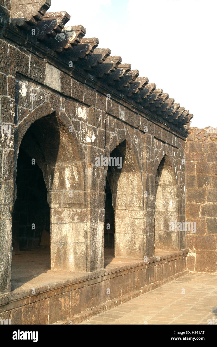 Raigad è un forte di collina situato a Mahad, distretto di Raigad di Maharashtra, India. E' una delle fortezze più forti dell'Altopiano Decano Foto Stock