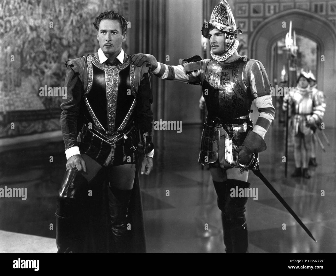 Günstling einer Königin, (LA VITA PRIVATA DI ELIZABETH E ESSEX) USA 1939 s/w, Regie: Michael Curtiz, Errol Flynn (li), Chiave: Rüstung Foto Stock