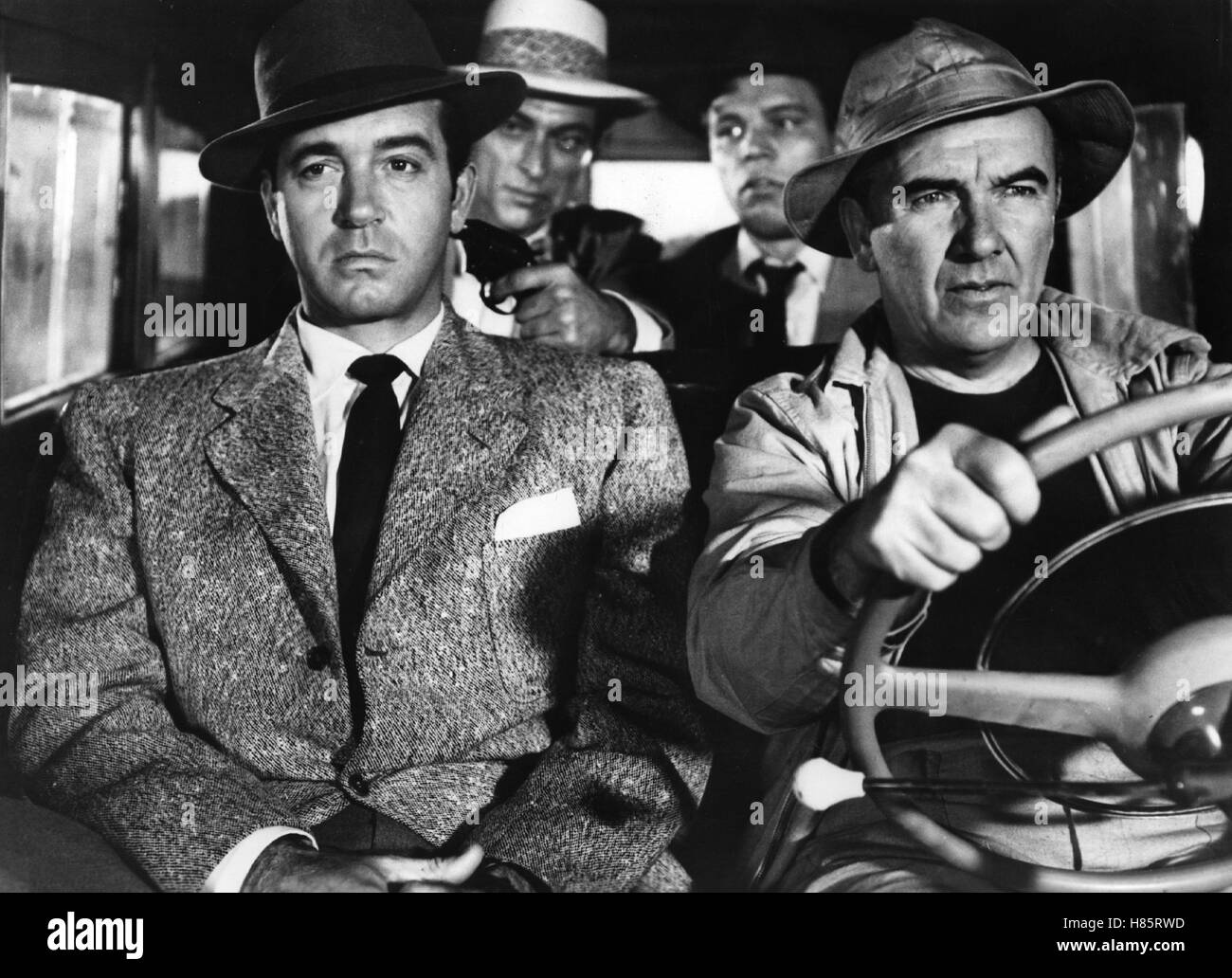 Der vierte Mann, KANSAS CITY (riservate) USA 1952, Regie: Phil Karlson, John Payne, Lee Van Cleef, NEVILLE BRAND, PRESTON FOSTER, Stichwort: Auto, Lenkrad Foto Stock