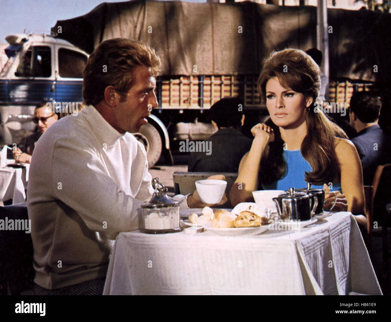 1967 raquel welch immagini e fotografie stock ad alta risoluzione - Alamy