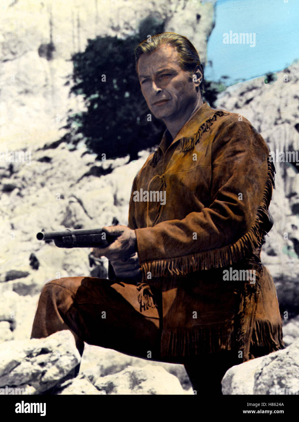 Winnetou und Old Shatterhand im Tal der Toten, (WINNETOU UND OLD SHATTERHAND IM TAL DER TOTEN) D-IT-YUG 1968, Regie: Harald Reinl, LEX BARKER, Stichwort: Waffe, Gewehr Foto Stock