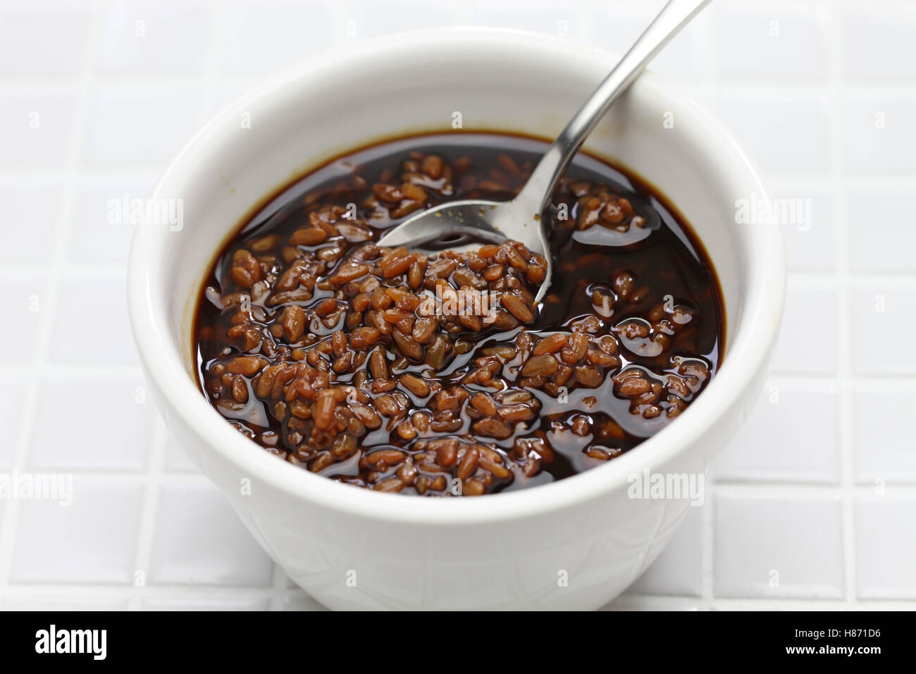 Shoyu koji, la salsa di soia di malto di riso, giapponese condimento fatti in casa Foto Stock