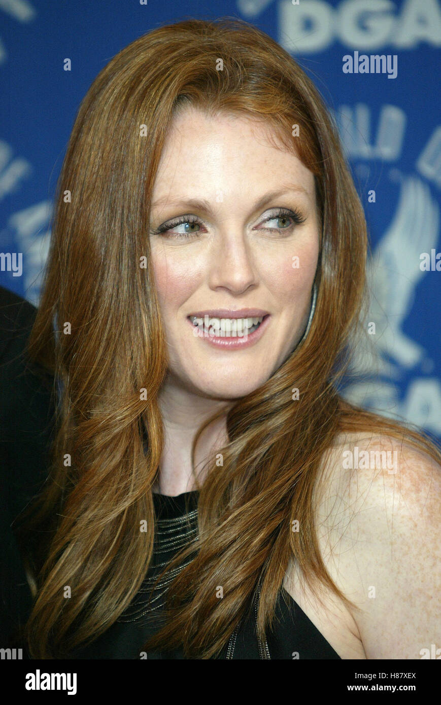 JULIANNE MOORE 55TH DGA AWARDS CENTURY PLAZA HOTEL CENTURY CITY LA USA 01 Marzo 2003 Foto Stock