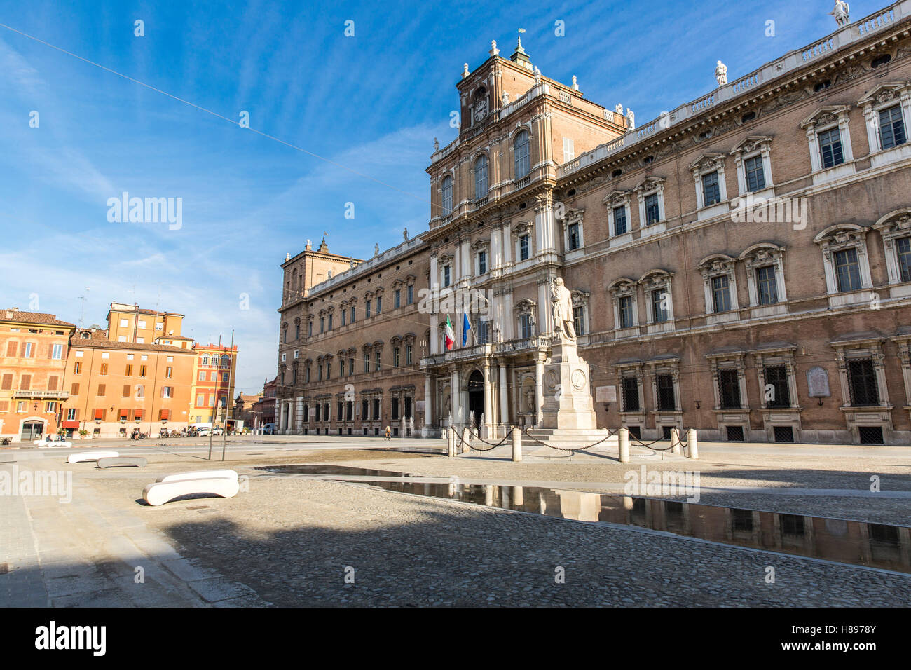 Vista del palazzo reale di Modena, Italia Foto Stock