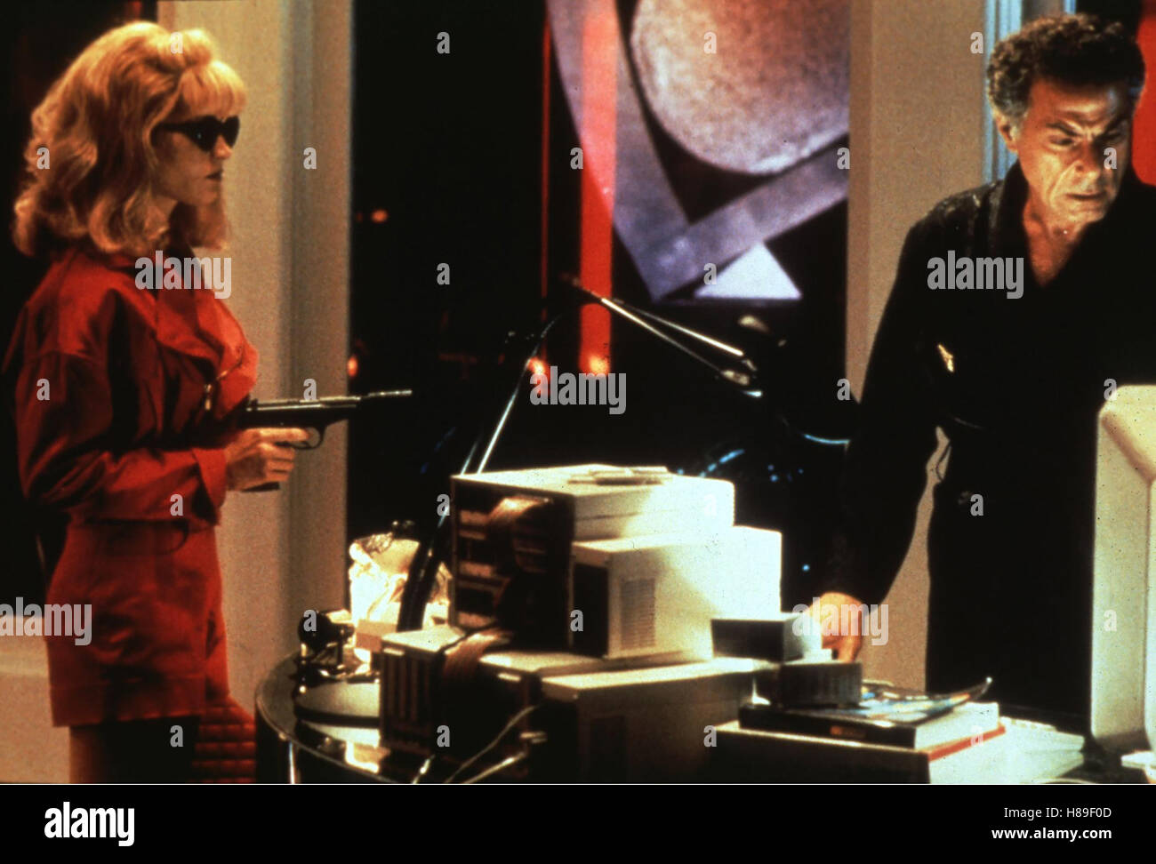 Nome in codice: Nina, (punto di non ritorno), USA 1993, Regie: John Badham, Bridget Fonda, Stichwort: Pistole Foto Stock