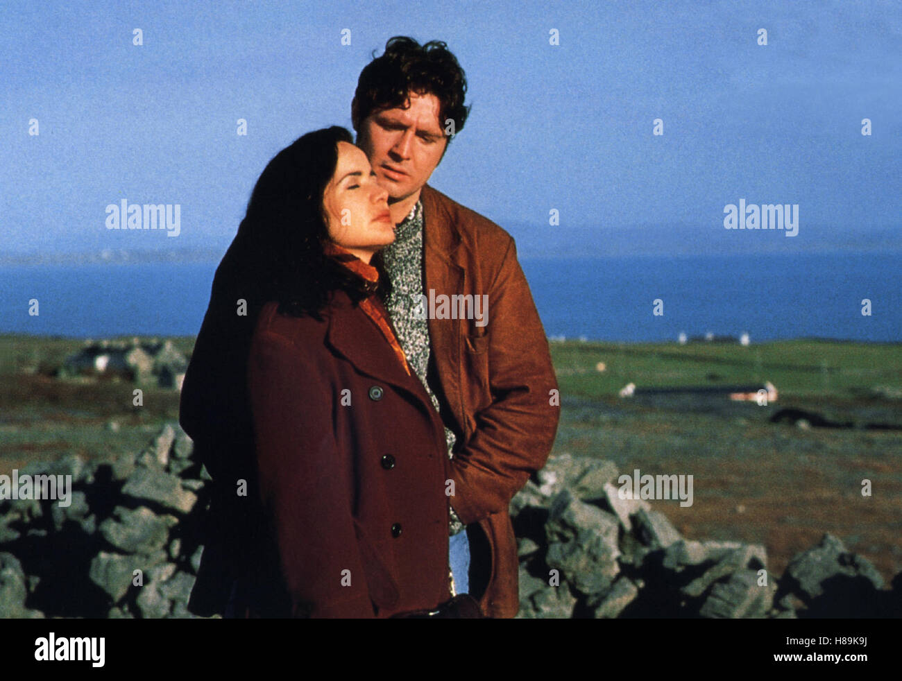 Heirat nicht ausgeschlossen, (il matchmaker) IRL-GB-USA 1997, Regie: Mark Joffe, Janeane Garofalo, DARVID O'Hara, Chiave: Paar, Landschaft Foto Stock