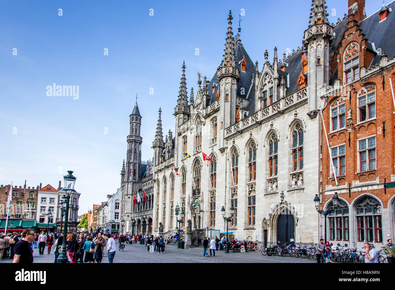La provincia corte, o 'Provinciaal Hof' a Bruges, Belgio. Foto Stock