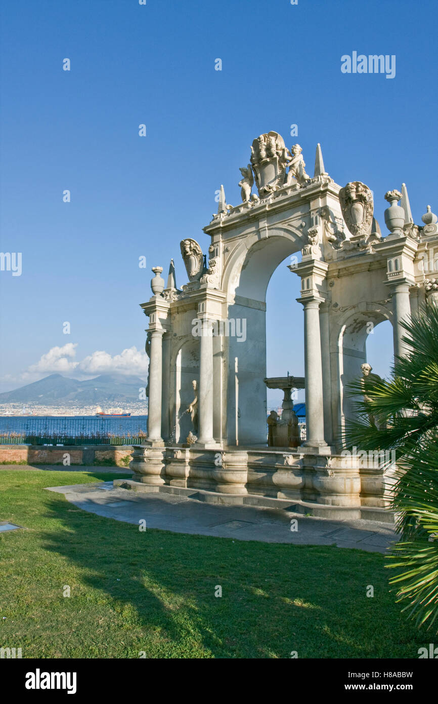 Fontana del gigante immagini e fotografie stock ad alta risoluzione - Alamy