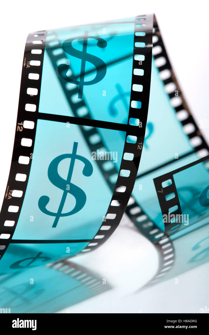 La striscia del film con il simbolo del dollaro su di esso Foto Stock