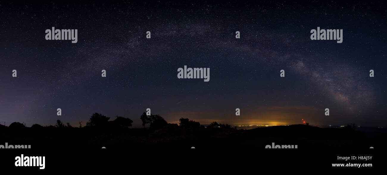 La via lattea su Mali Losinj in Croazia Foto Stock