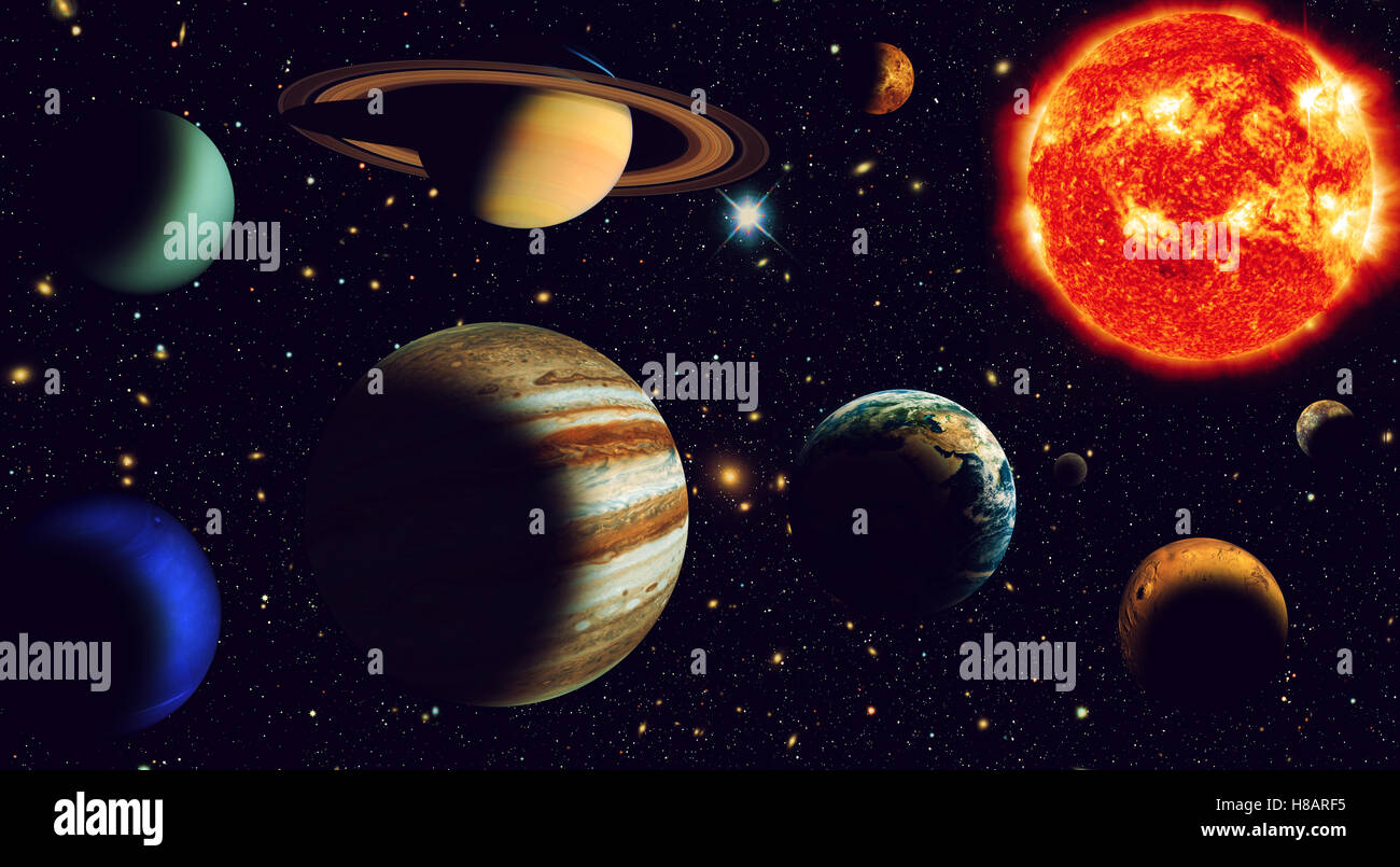 Il sole e gli otto pianeti del nostro sistema orbitante Foto Stock