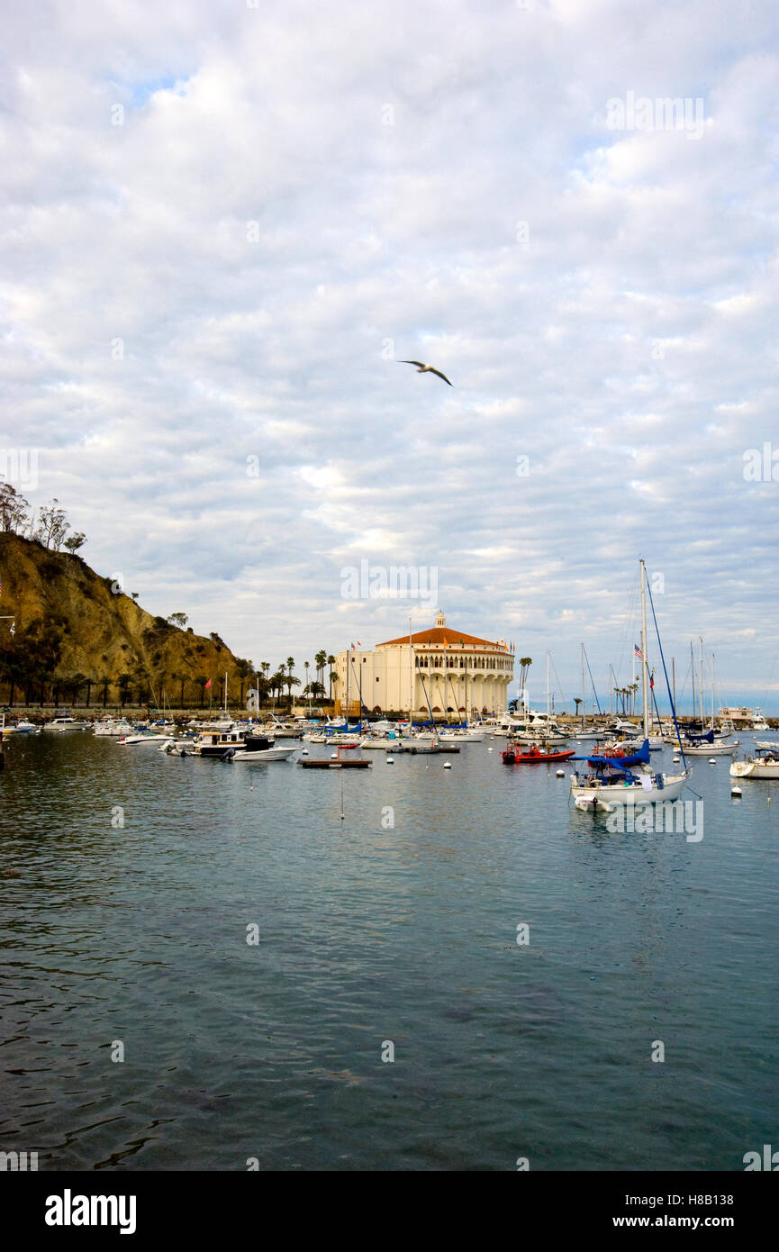 L'Avalon Ballroom / Casinò sull isola Catalina al largo della costa della California del sud all'alba Foto Stock