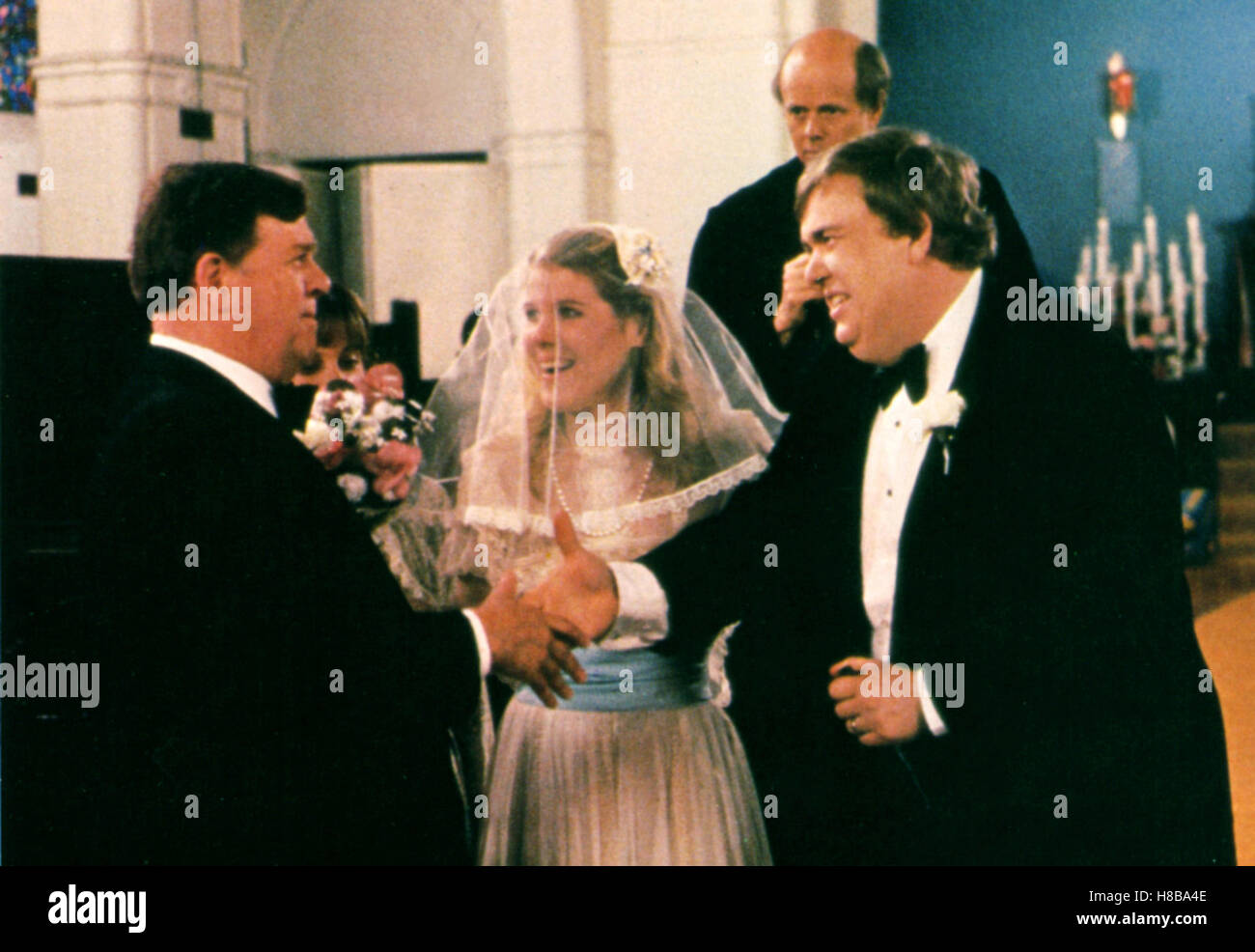Auf die Baeume, ihr Affen, (andando BERSERK) USA 1983, Regie: David Steinberg, PAT HINGLE, vicolo mulini, JOHN CANDY chiave: Brautpaar, Braut, Bräutigam, Foto Stock