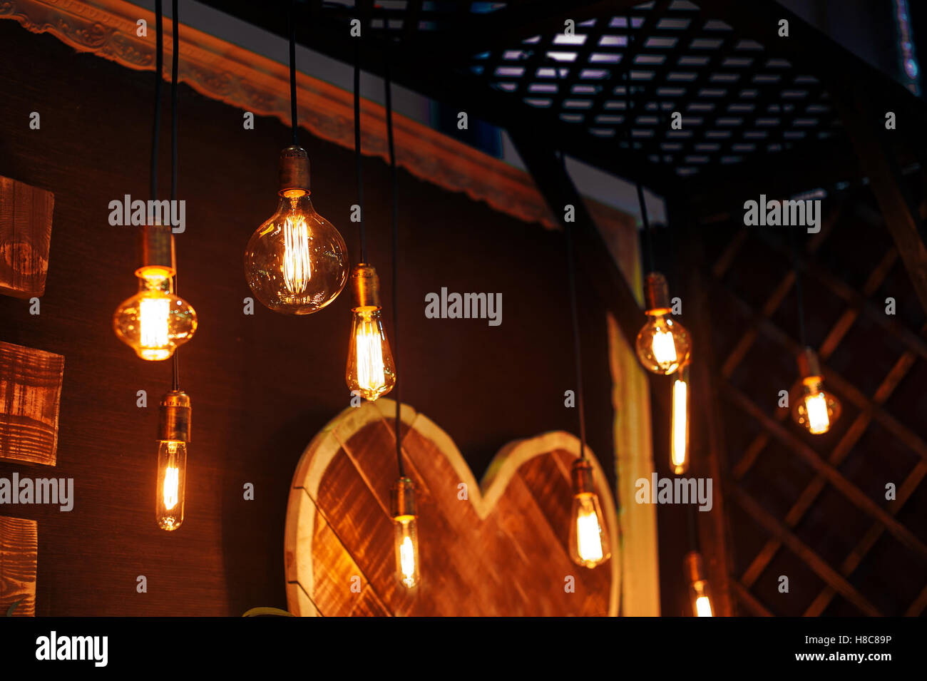 Bella installazione retrò interni di lusso lampada di illuminazione arredamento Foto Stock